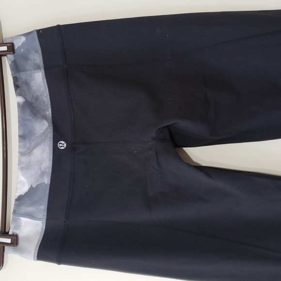 Lululemon Leggings - Picture 5 of 9